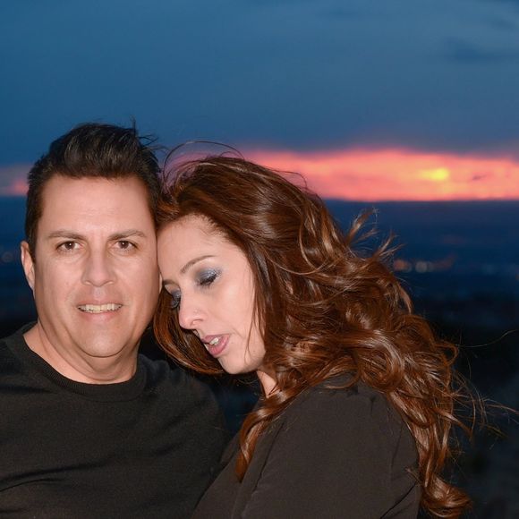 Meet your Posher, Larry-laura - Picture 1 of 1